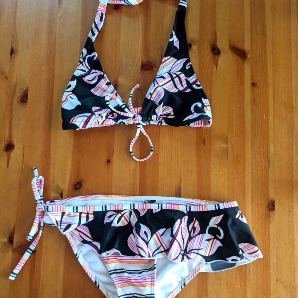 Ninety Nine Degrees Swimsuit  3 Piece Bikini Set, Black Orange Pink